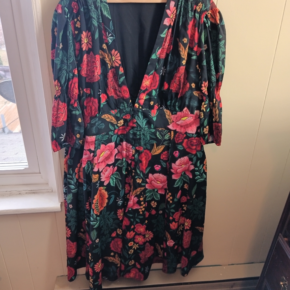 Floral V-Neck Dress - Multicolor